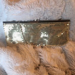 ☄️🔥3/$30 Beautiful gold sequined purse.☄️🔥